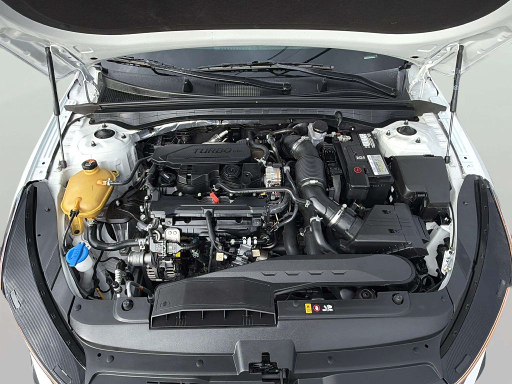 Photo 36 of this KIA K5