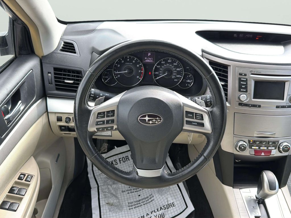 Photo 19 of this SUBARU OUTBACK
