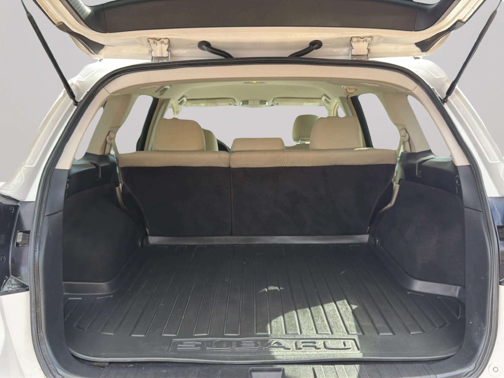 Photo 23 of this SUBARU OUTBACK