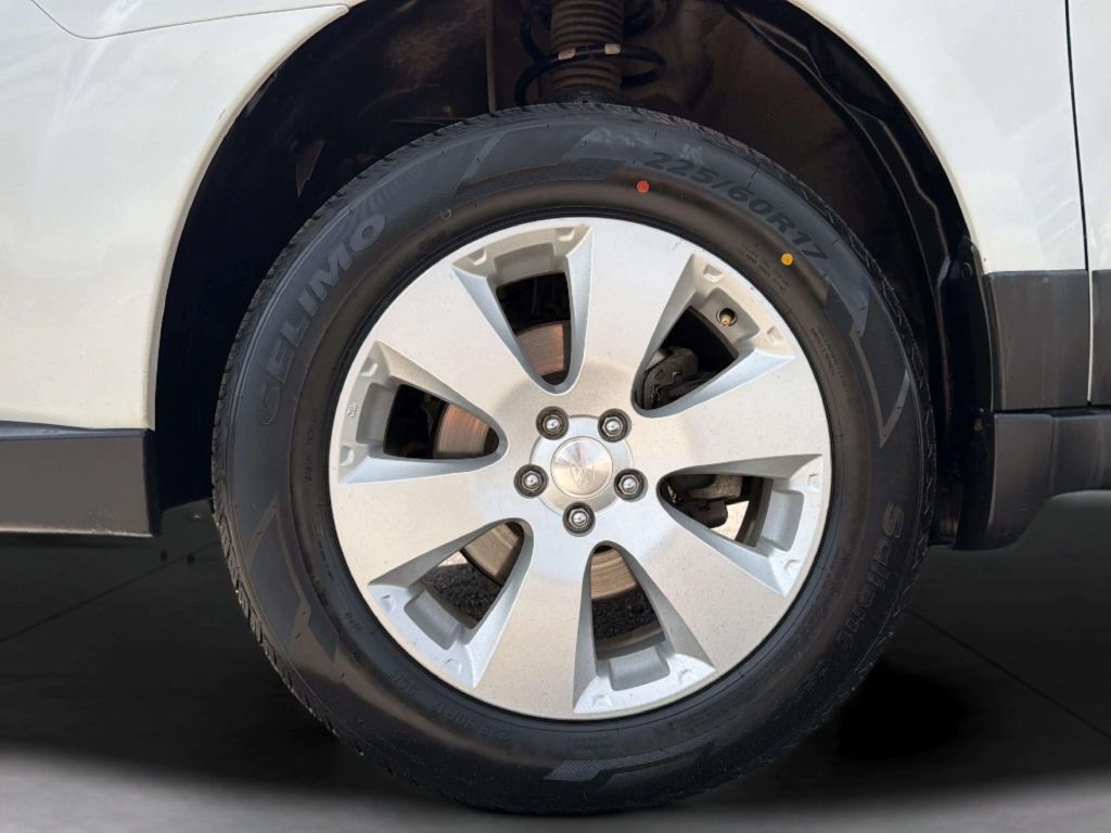 Photo 24 of this SUBARU OUTBACK