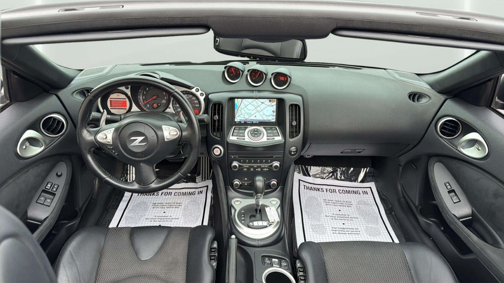 Photo 24 of this NISSAN 370Z