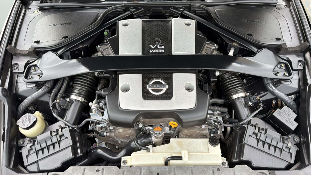 Photo 33 of this NISSAN 370Z