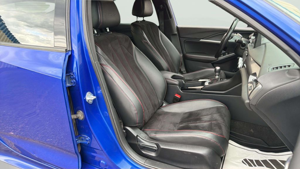 Photo 16 of this ACURA INTEGRA