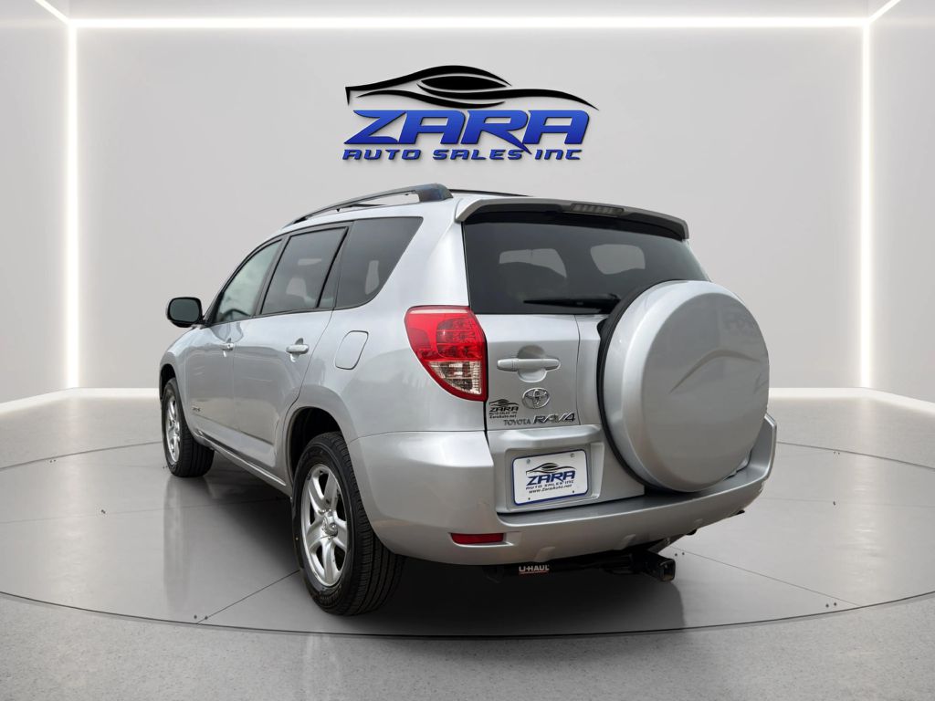 Photo 5 of this TOYOTA RAV4