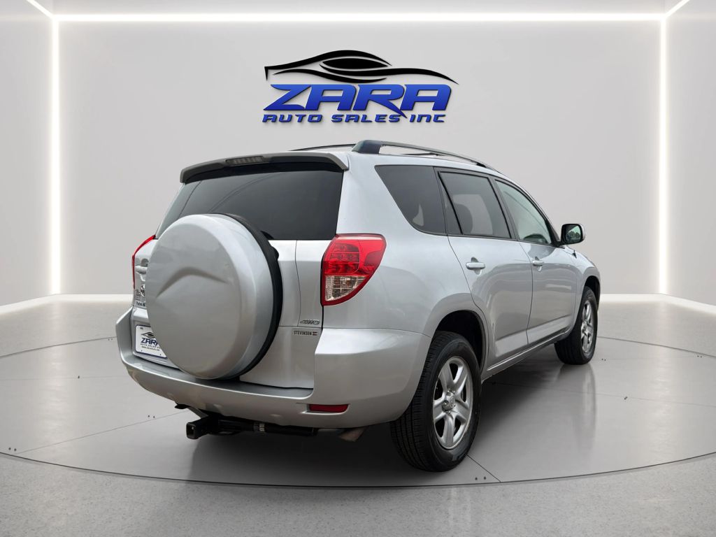 Photo 7 of this TOYOTA RAV4