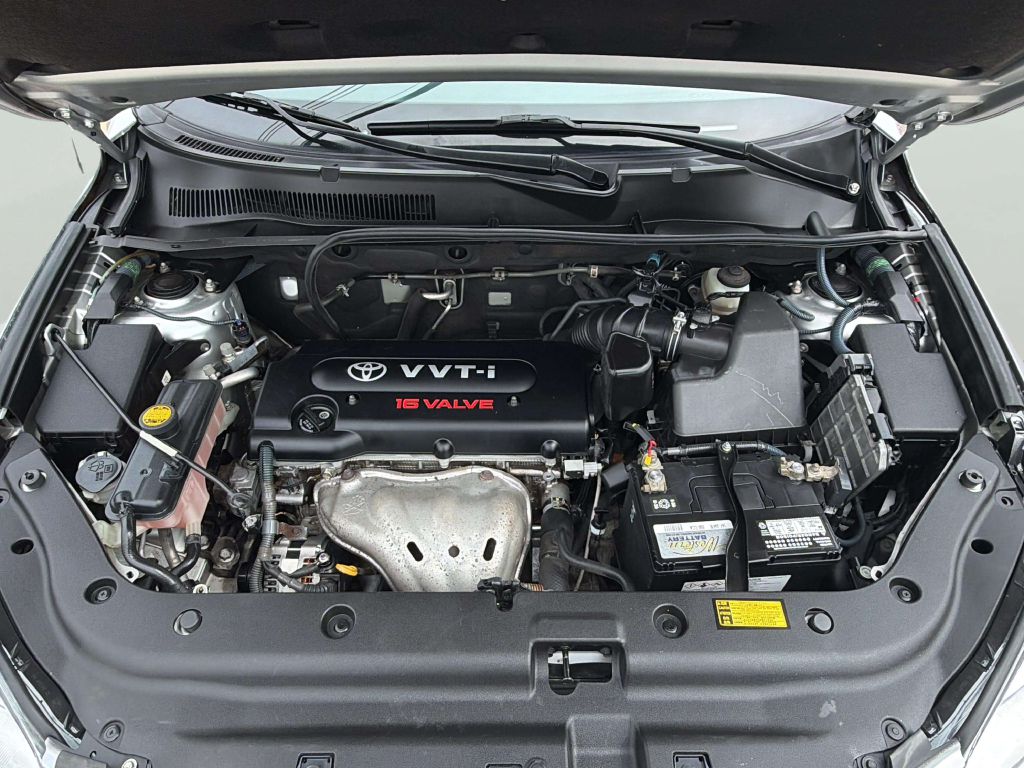 Photo 22 of this TOYOTA RAV4