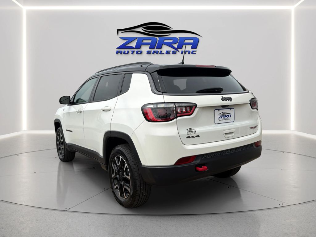 Photo 5 of this JEEP COMPASS