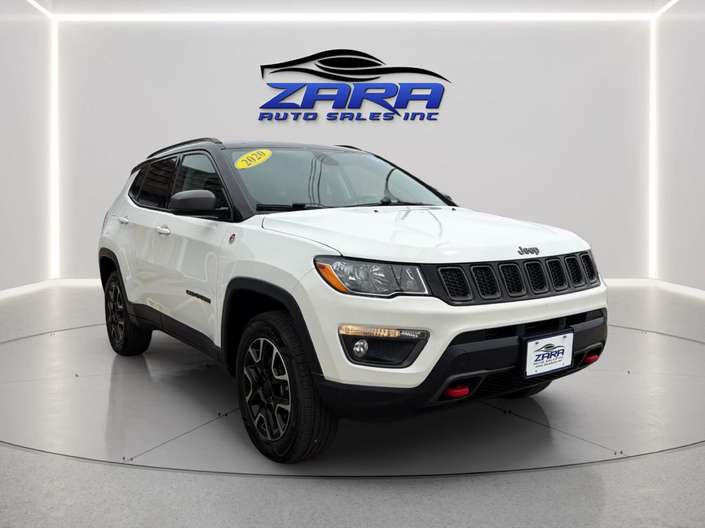 Photo 9 of this JEEP COMPASS