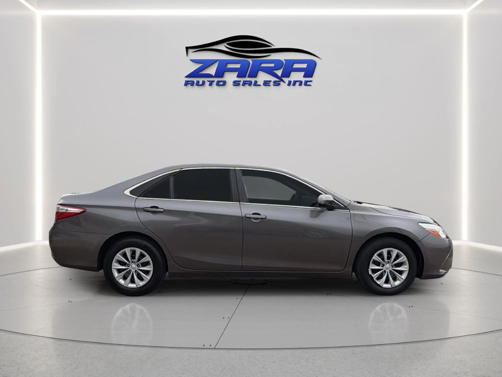 Photo 8 of this TOYOTA CAMRY