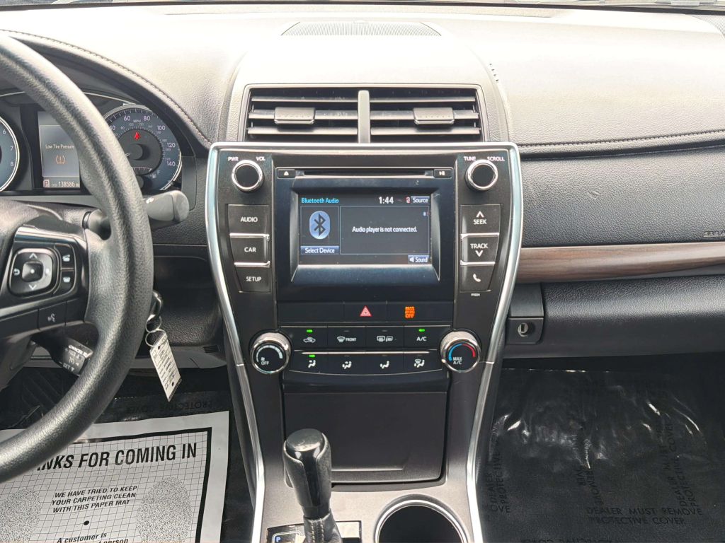 Photo 15 of this TOYOTA CAMRY
