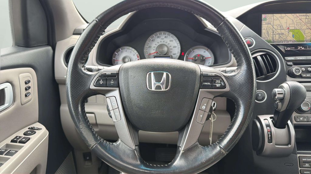 Photo 27 of this HONDA PILOT