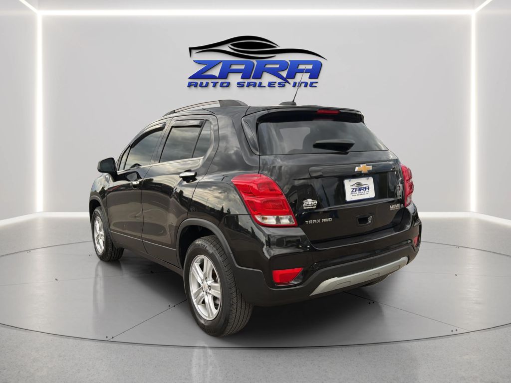 Photo 5 of this CHEVROLET TRAX