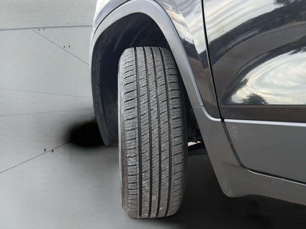 Photo 25 of this CHEVROLET TRAX