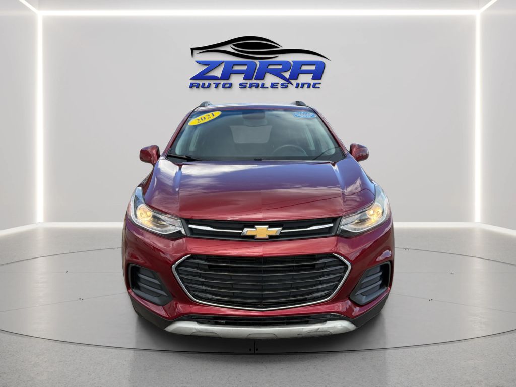 Photo 2 of this CHEVROLET TRAX