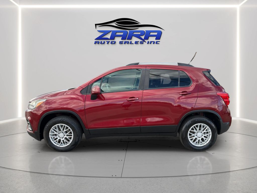 Photo 4 of this CHEVROLET TRAX