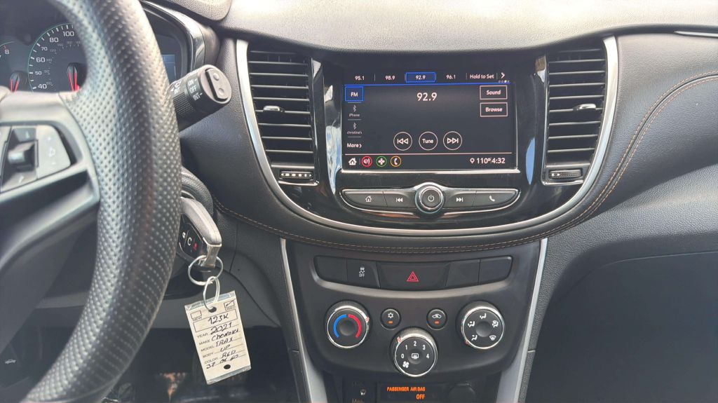 Photo 21 of this CHEVROLET TRAX