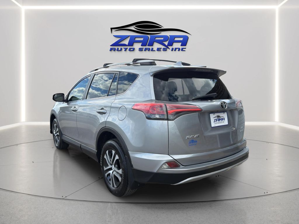 Photo 5 of this TOYOTA RAV4