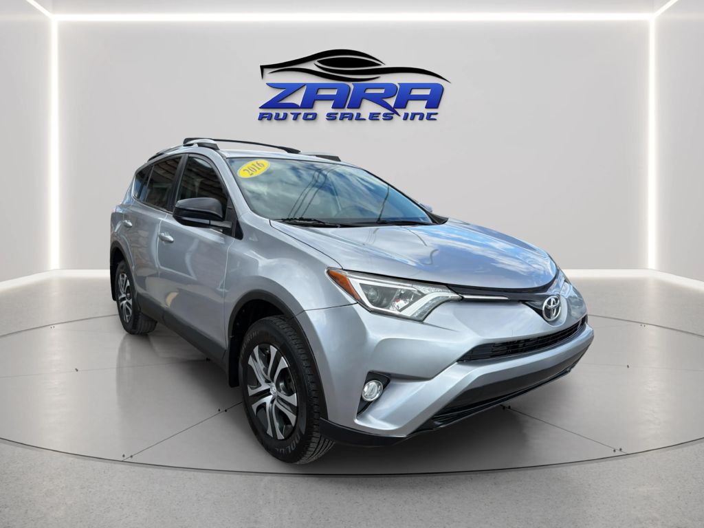 Photo 9 of this TOYOTA RAV4