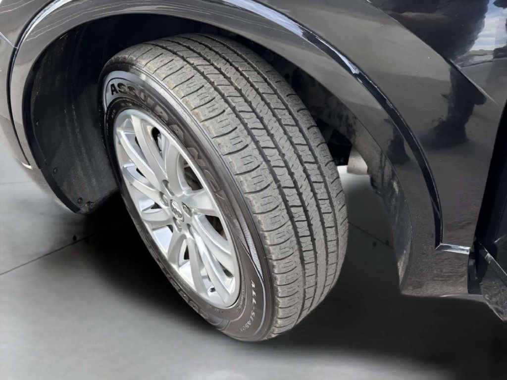 Photo 31 of this BUICK ENVISION