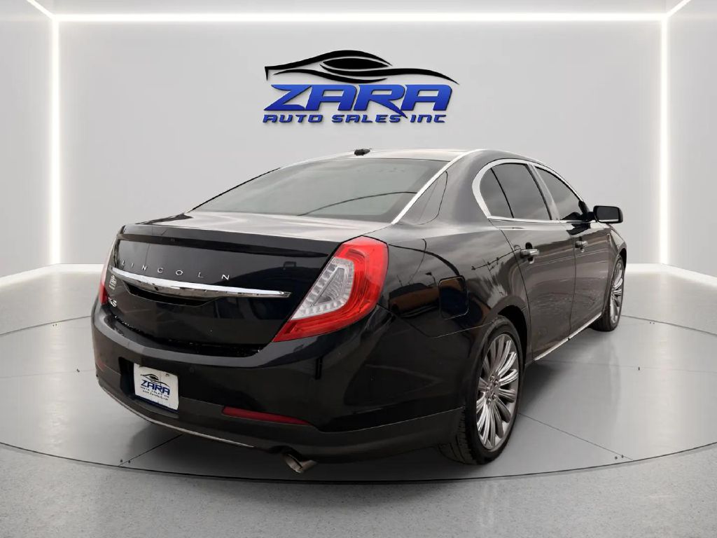 Photo 10 of this LINCOLN MKS