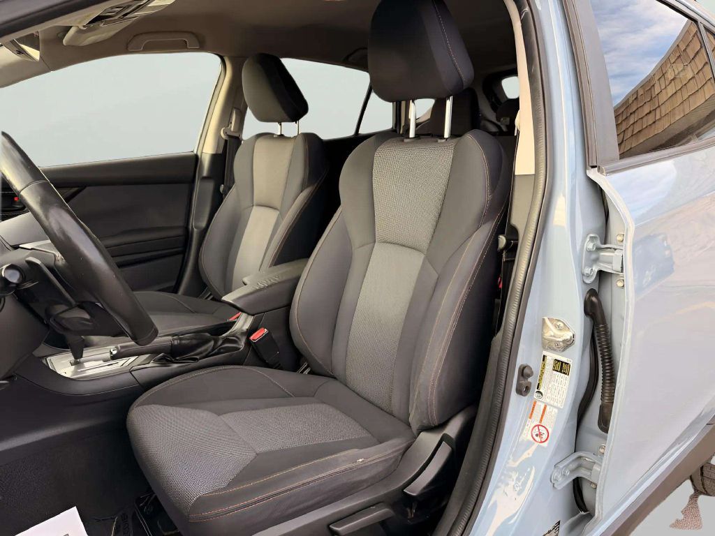 Photo 13 of this SUBARU CROSSTREK