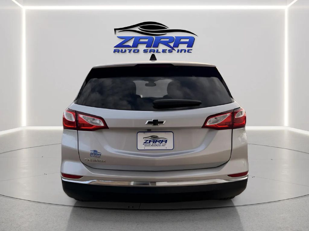 Photo 6 of this CHEVROLET EQUINOX