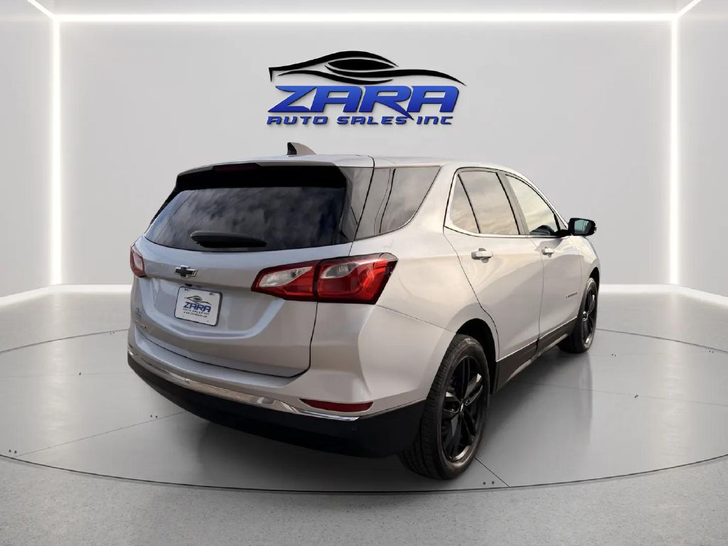 Photo 7 of this CHEVROLET EQUINOX