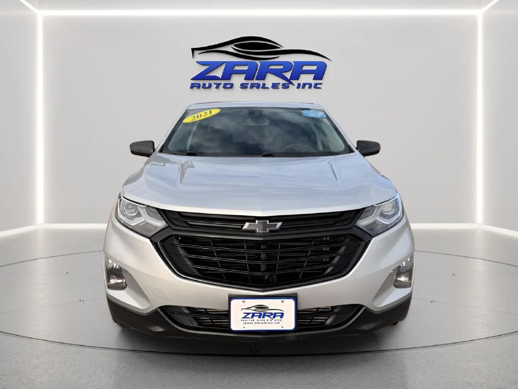 Photo 2 of this CHEVROLET EQUINOX