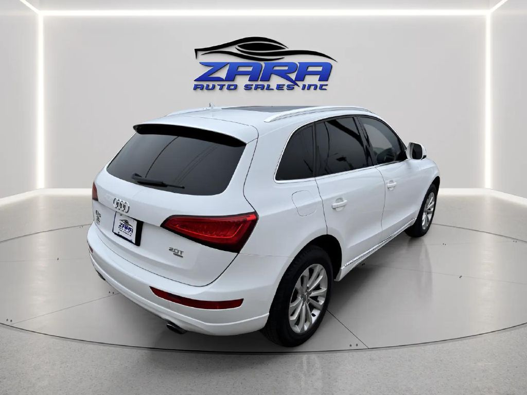 Photo 7 of this AUDI Q5
