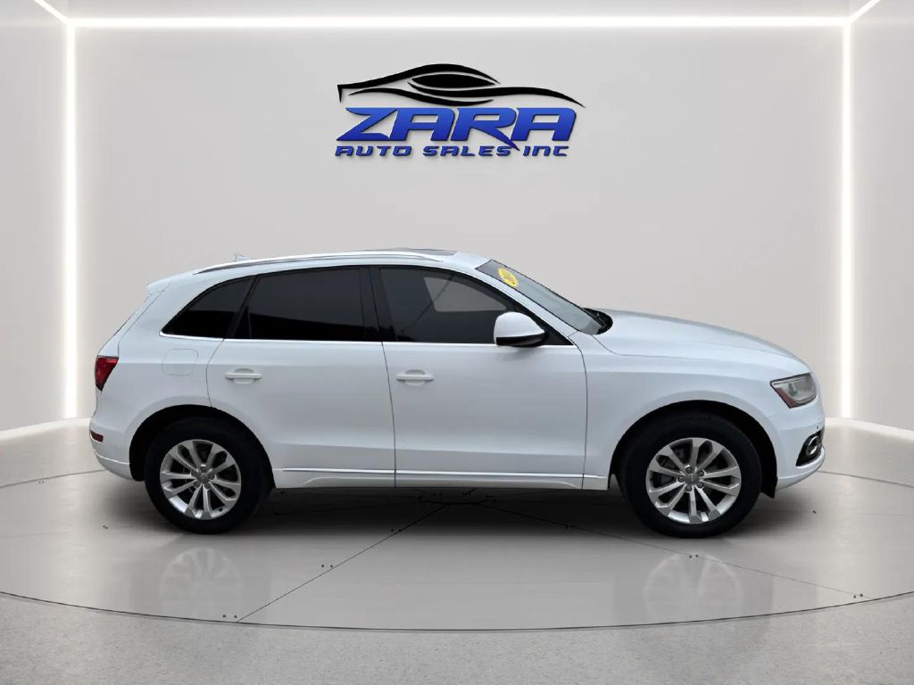 Photo 8 of this AUDI Q5