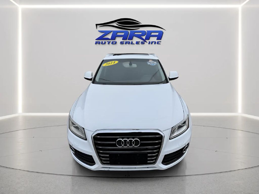 Photo 10 of this AUDI Q5