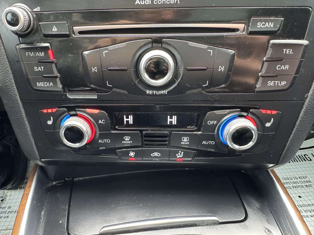 Photo 25 of this AUDI Q5