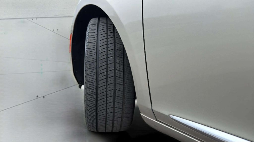 Photo 31 of this CADILLAC XTS
