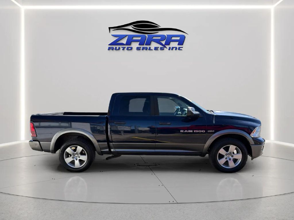 Photo 8 of this RAM 1500