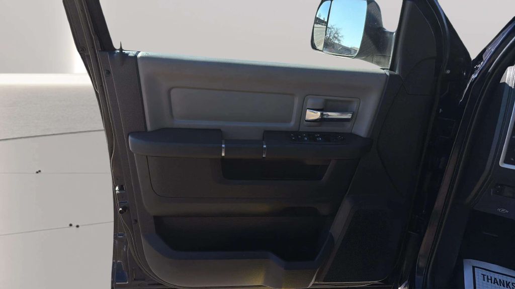 Photo 15 of this RAM 1500
