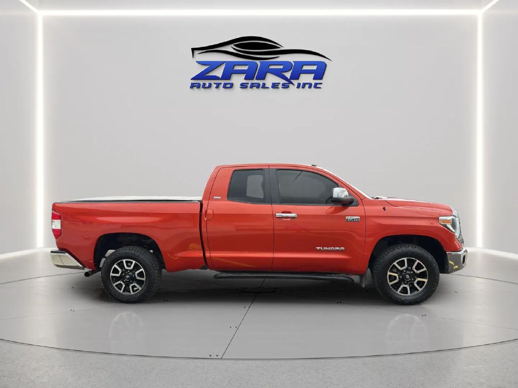 Photo 8 of this TOYOTA TUNDRA