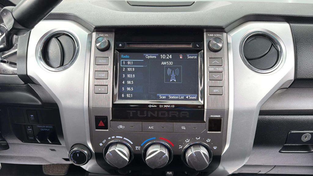 Photo 19 of this TOYOTA TUNDRA