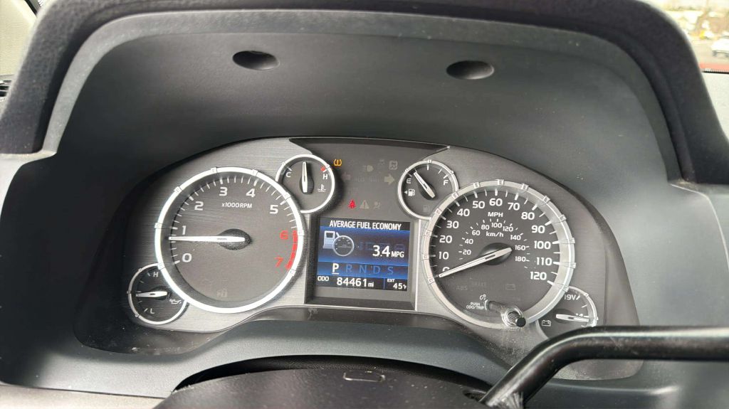 Photo 22 of this TOYOTA TUNDRA