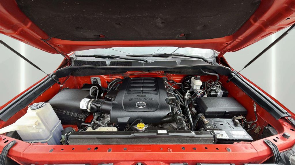 Photo 27 of this TOYOTA TUNDRA