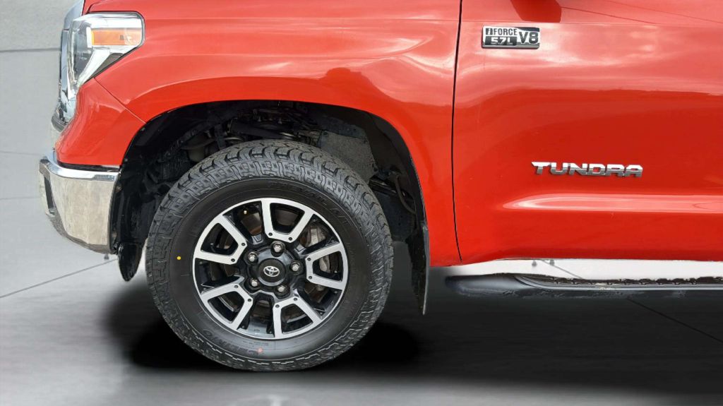 Photo 30 of this TOYOTA TUNDRA