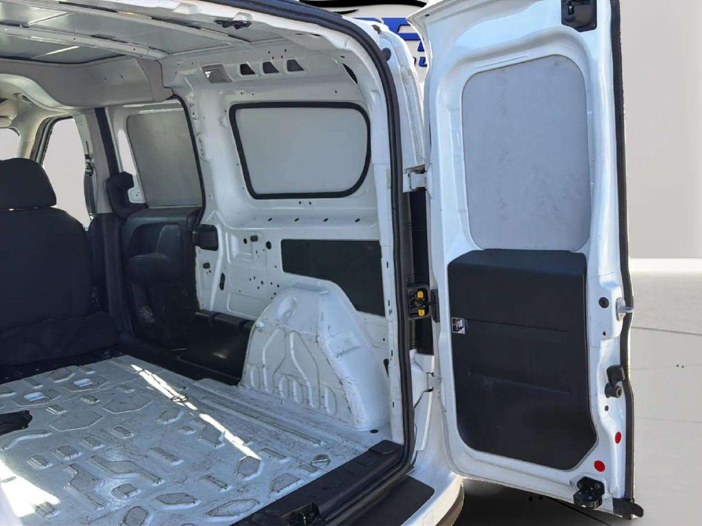 Photo 26 of this RAM PROMASTER CITY
