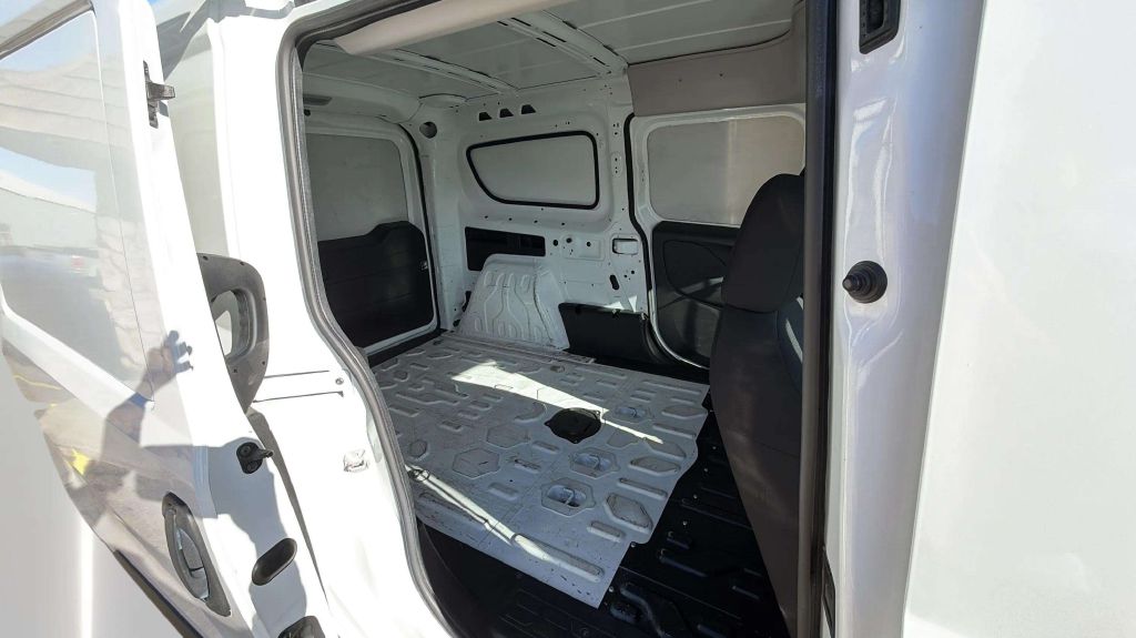 Photo 28 of this RAM PROMASTER CITY