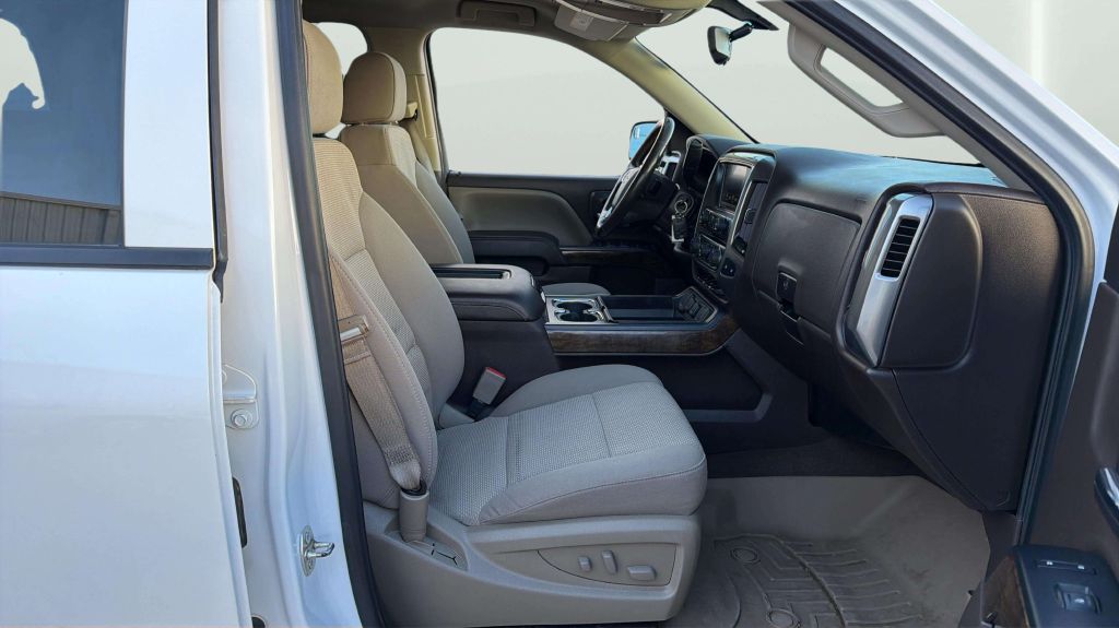 Photo 13 of this CHEVROLET SILVERADO 1500