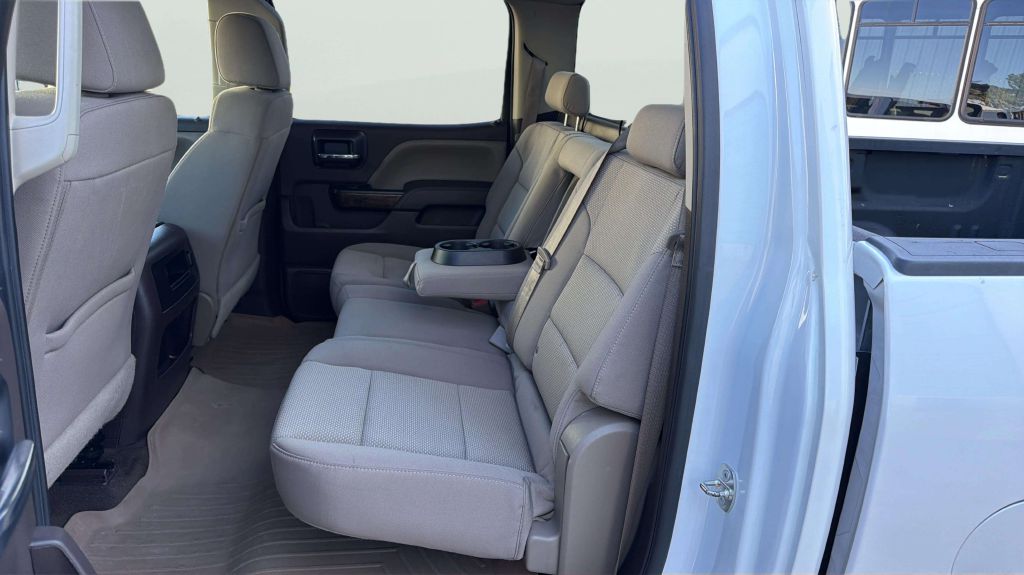 Photo 18 of this CHEVROLET SILVERADO 1500