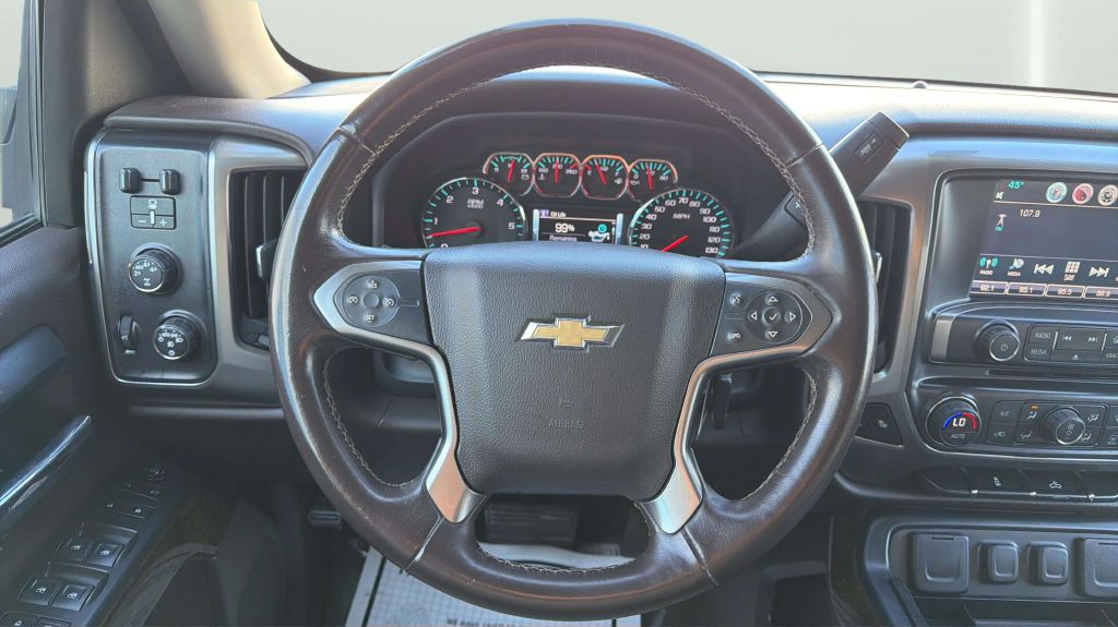 Photo 21 of this CHEVROLET SILVERADO 1500
