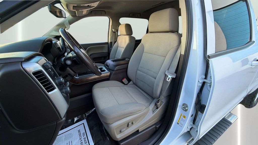Photo 26 of this CHEVROLET SILVERADO 1500