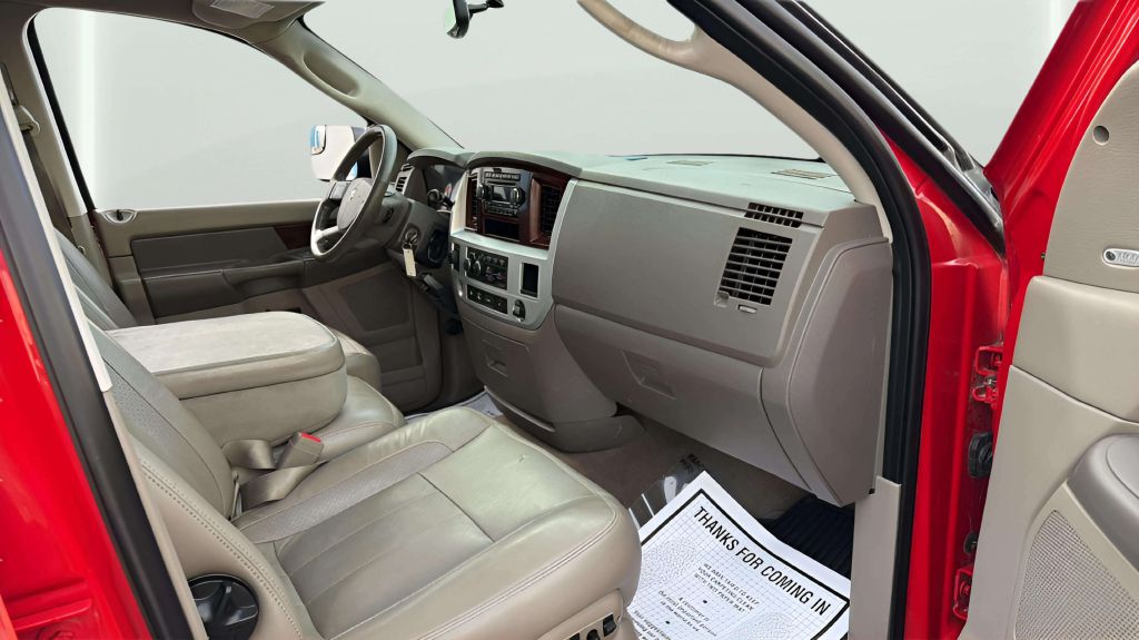 Photo 15 of this DODGE RAM 3500