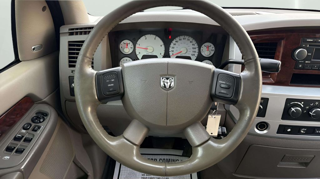 Photo 21 of this DODGE RAM 3500