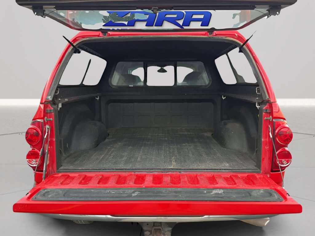 Photo 30 of this DODGE RAM 3500