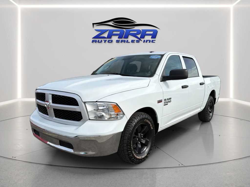 Photo 3 of this RAM 1500 CLASSIC